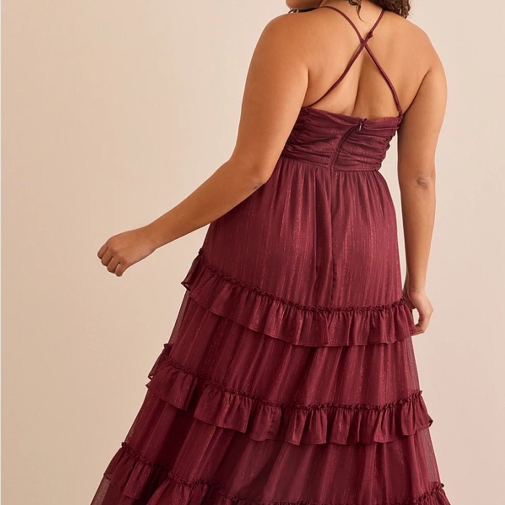 Elegant Burgundy maxi dress NWT - Picture 2 of 11
